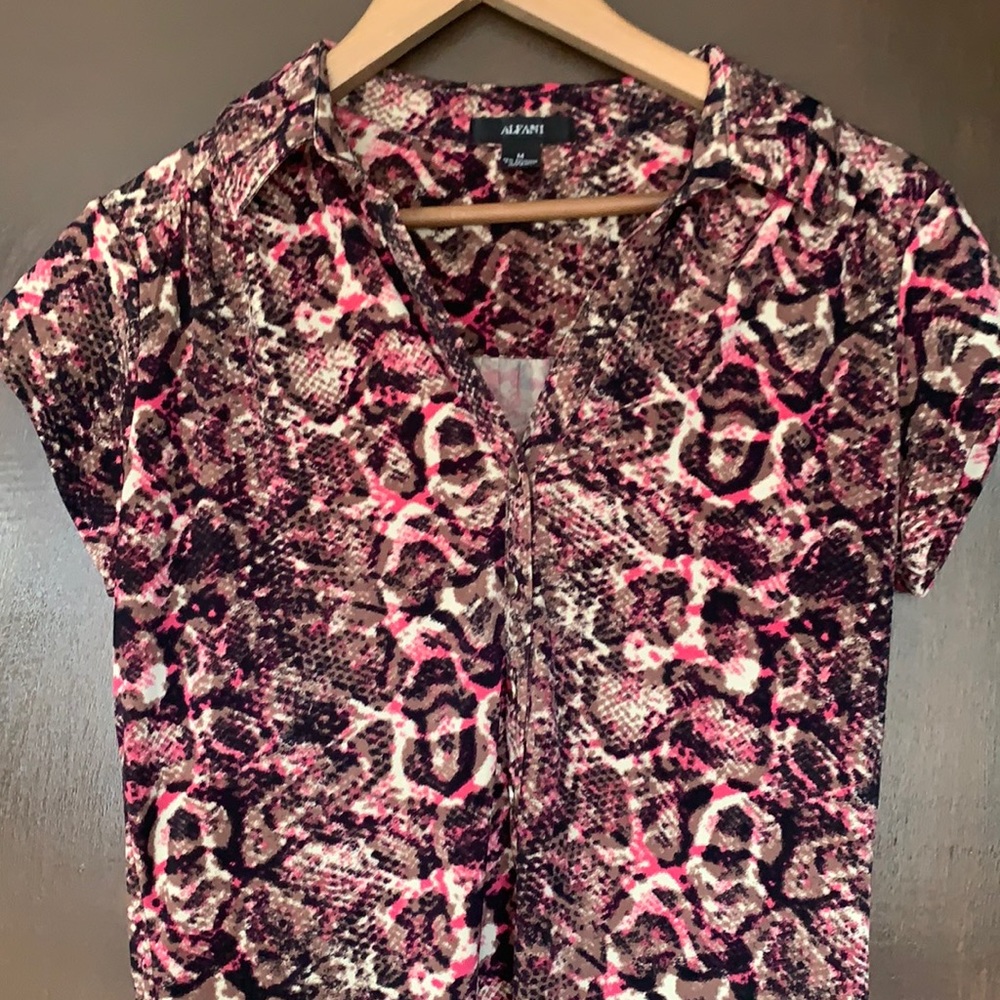 🐍Early 2000s snake print. Spandex/Polyester top